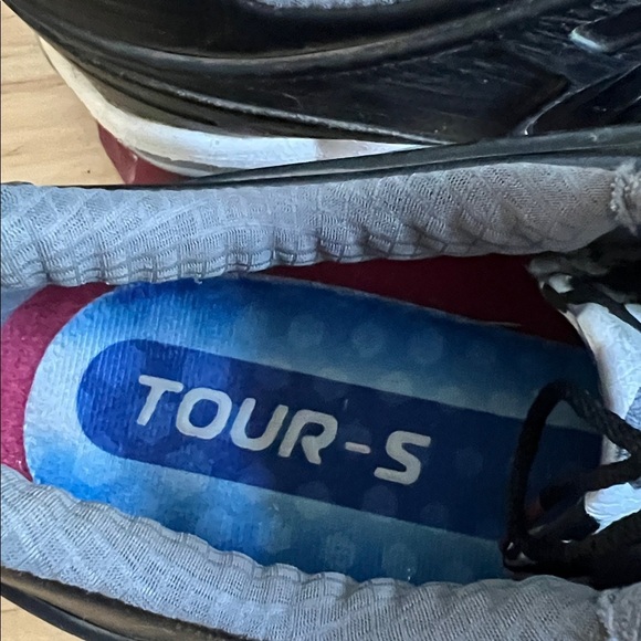 FootJoy Black and White Men\'s Tour - S Golf Shoes